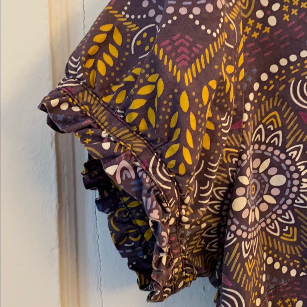 fun button down blouse - Picture 3 of 4